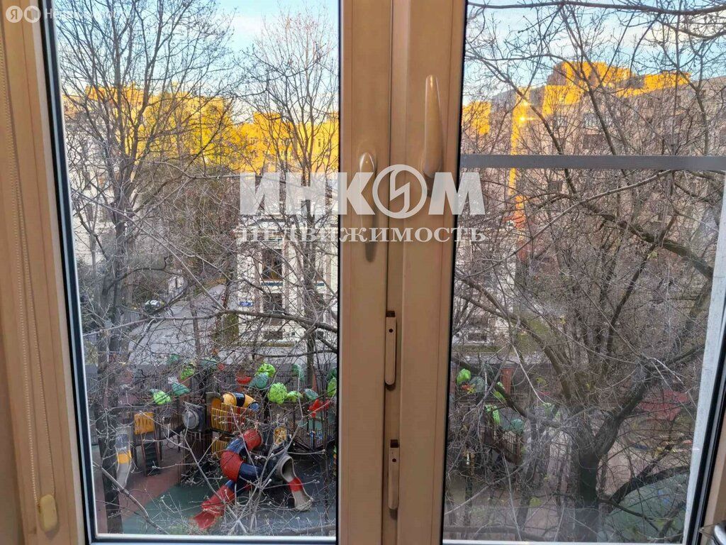 m. Smolenskaya: Apartment, 1-rooms