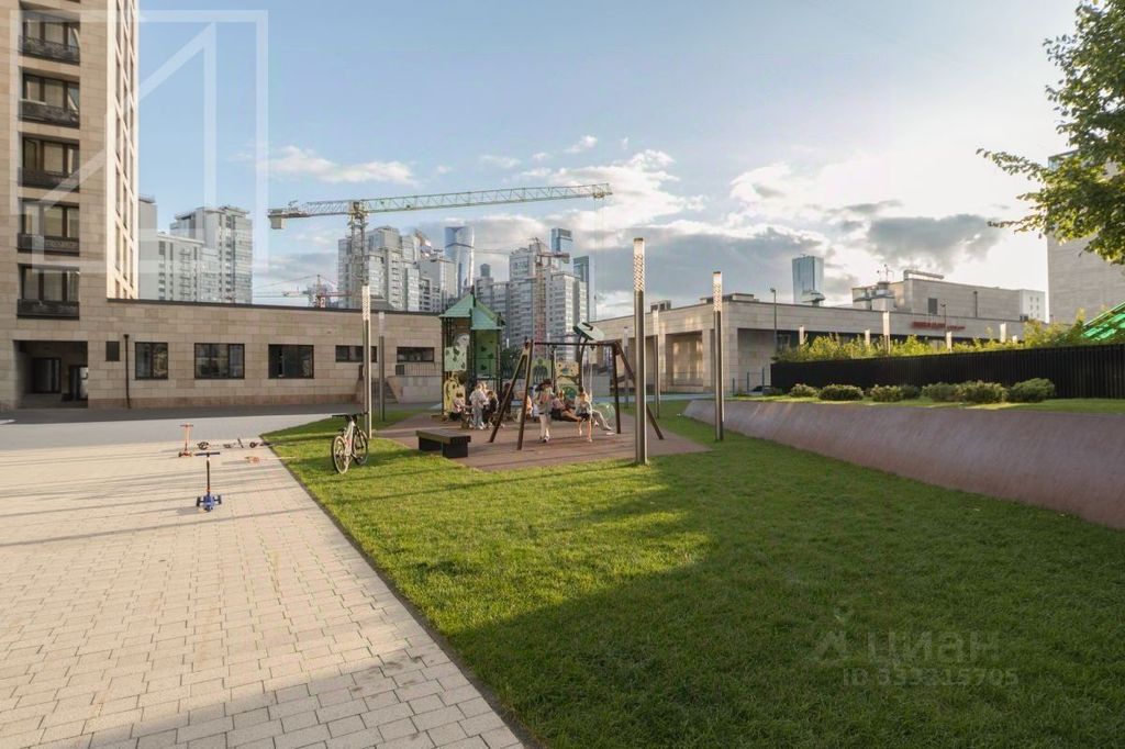 m. Ulitsa 1905 goda: Apartment, 2-rooms