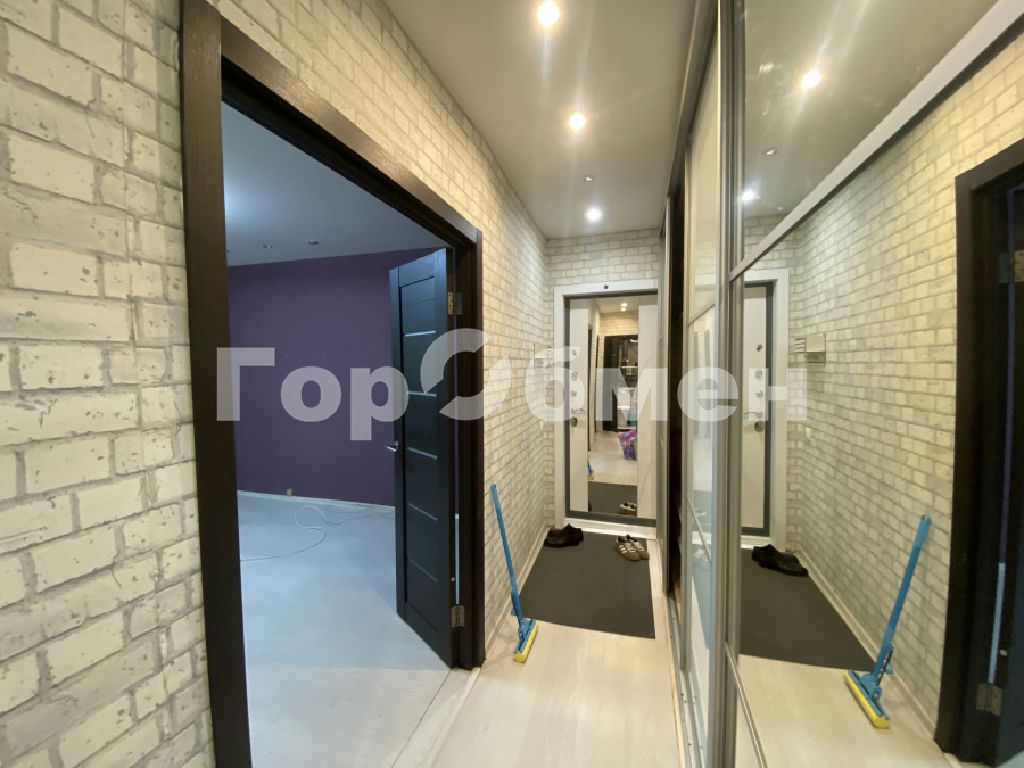 m. Alma-Atinskaya: Apartment, 2-rooms
