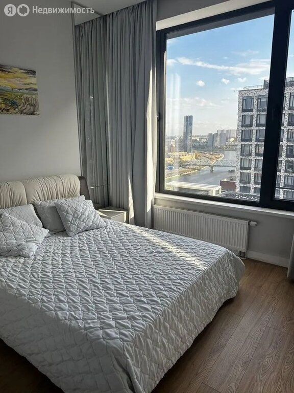 m. Verkhnie Kotly: Apartment, 2-rooms