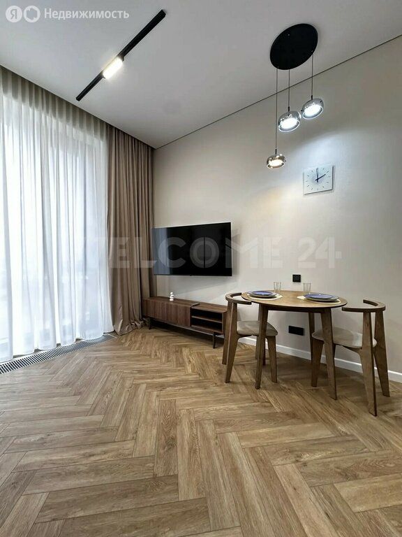 m. ZIL: Apartment, 1-rooms