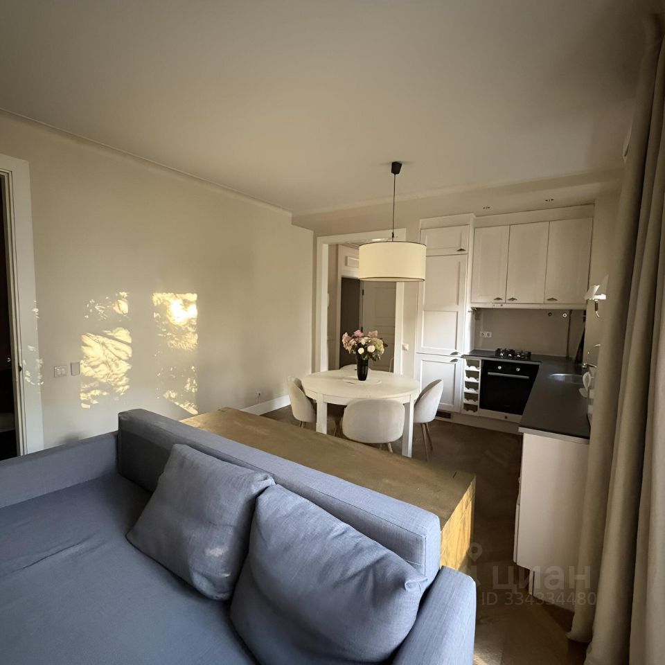 m. Tverskaya: Apartment, 2-rooms