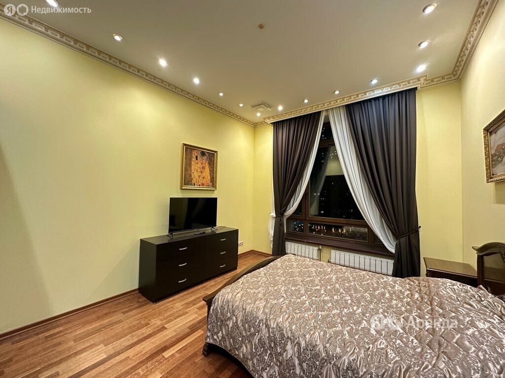 m. Minskaya: Apartment, 2-rooms