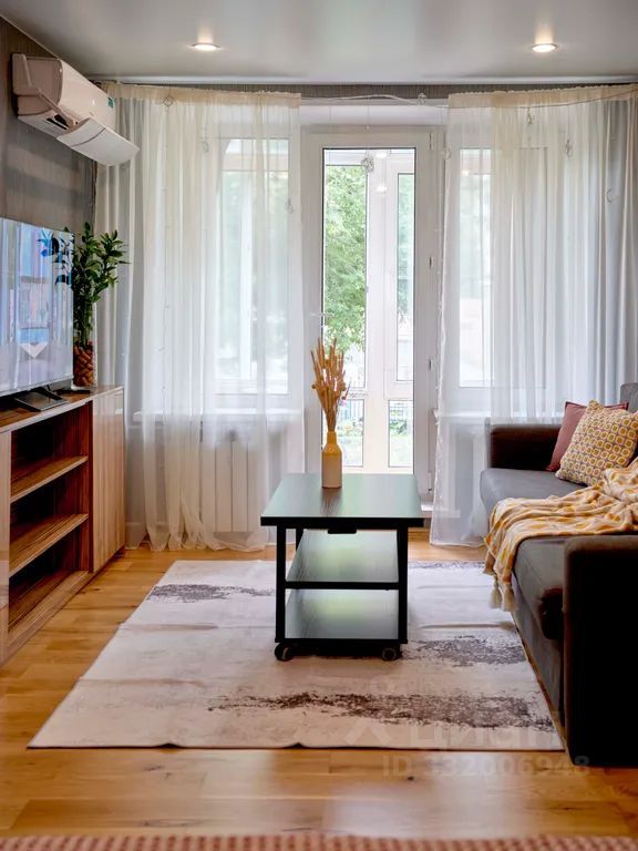 m. Tretyakovskaya: Apartment, 1-rooms