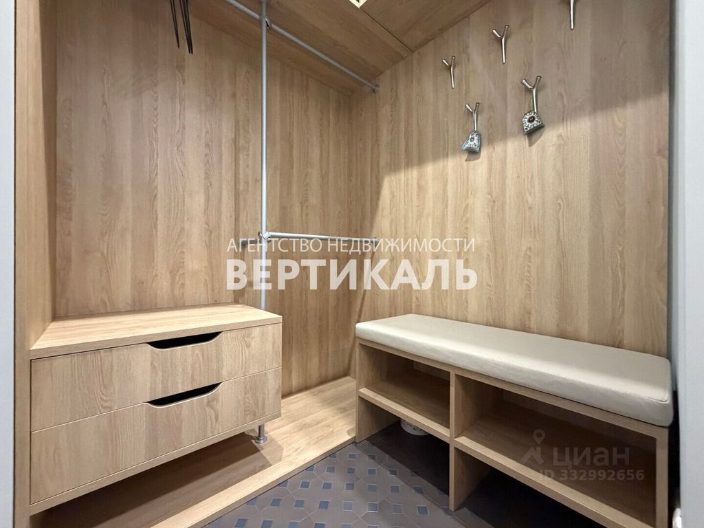 m. Delovoy tsentr (Vystavochnaya): Apartment, 5-rooms