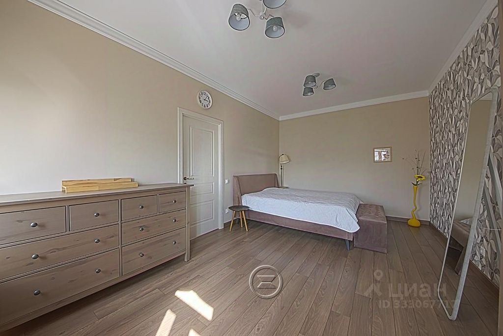 m. Tretyakovskaya: Apartment, 3-rooms
