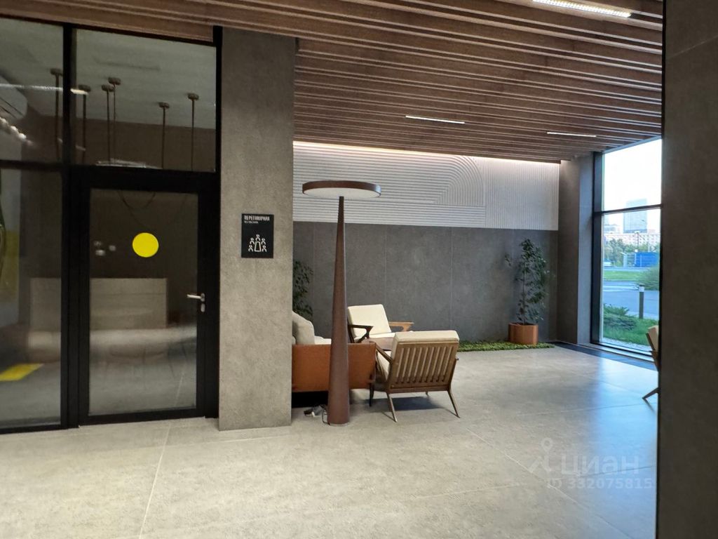 m. ZIL: Apartment, studio