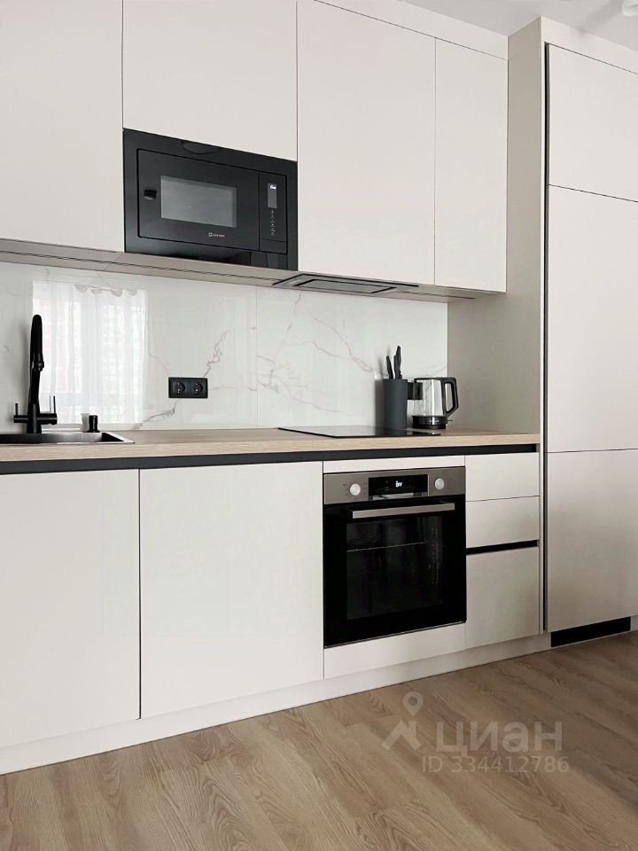 m. Aminyevskaya: Apartment, 2-rooms