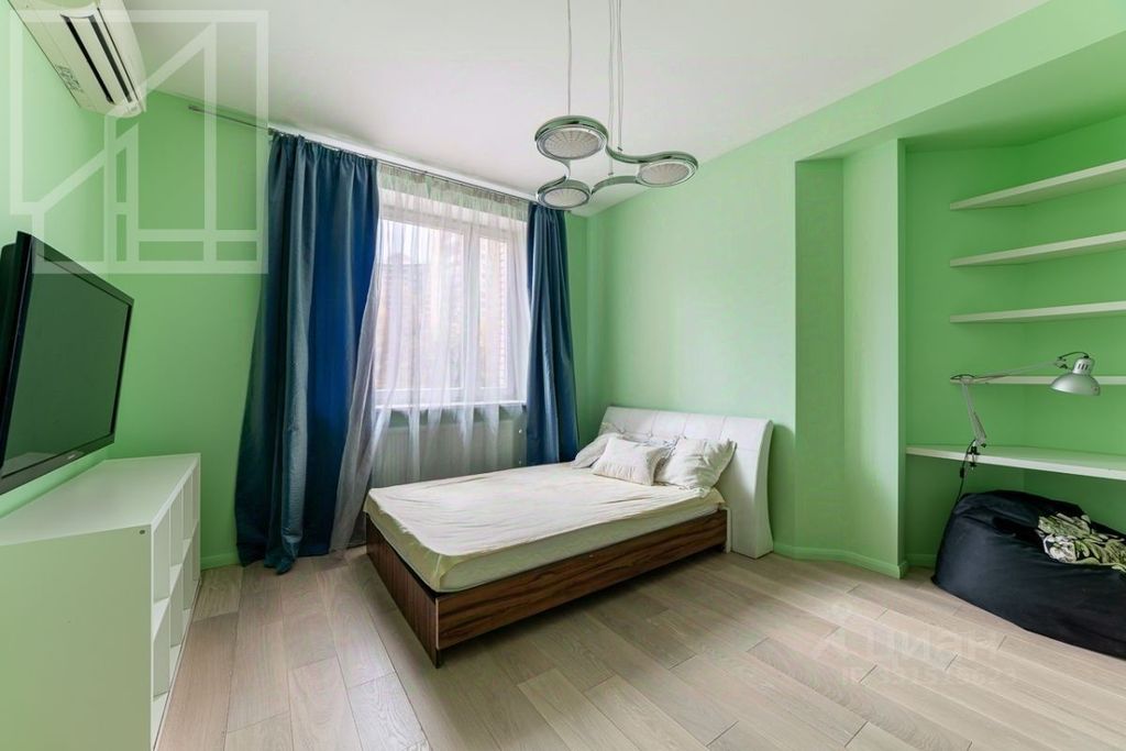 m. Prospekt Vernadskogo: Apartment, 3-rooms