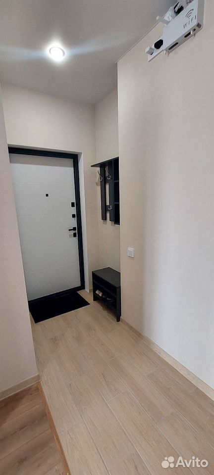 m. Lukhmanovskaya: Apartment, studio
