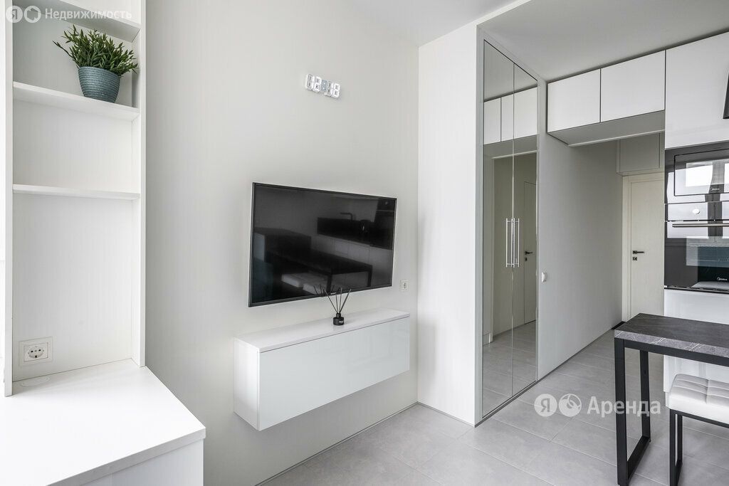 m. Olgino: Apartment, studio