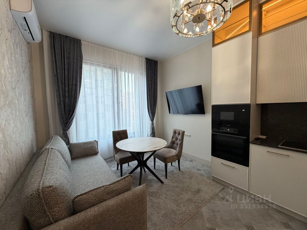 m. ZIL: Apartment, 2-rooms