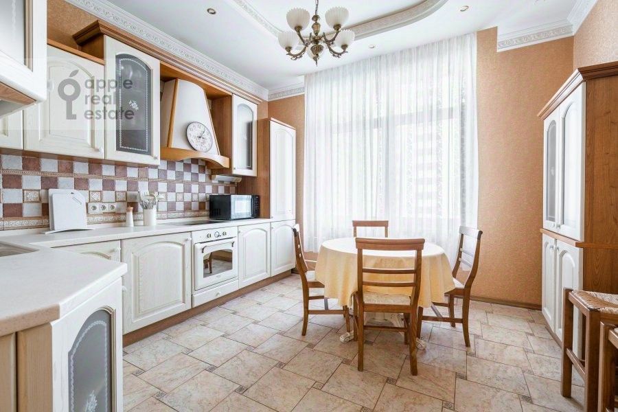 m. Aeroport: Apartment, 3-rooms