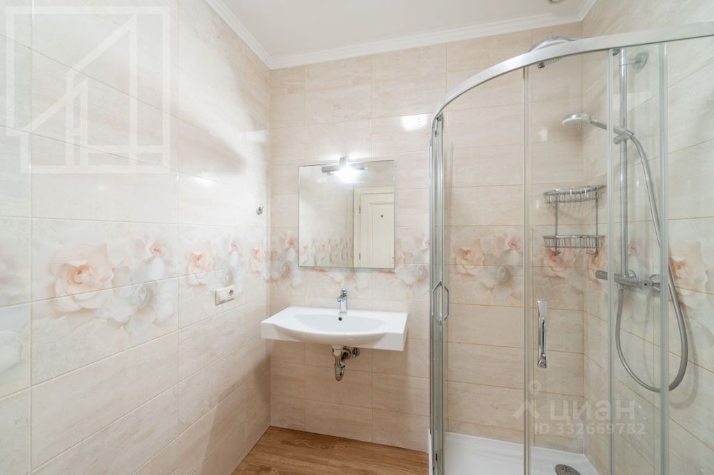 m. Serpukhovskaya: Apartment, 3-rooms