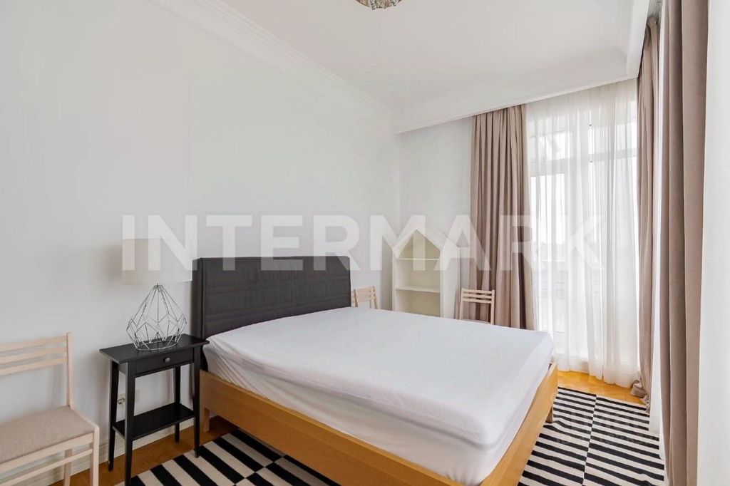 m. Arbatskaya: Apartment, 5-rooms