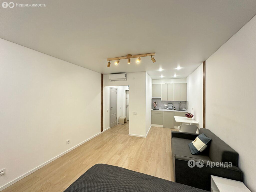 m. Bagrationovskaya: Apartment, studio