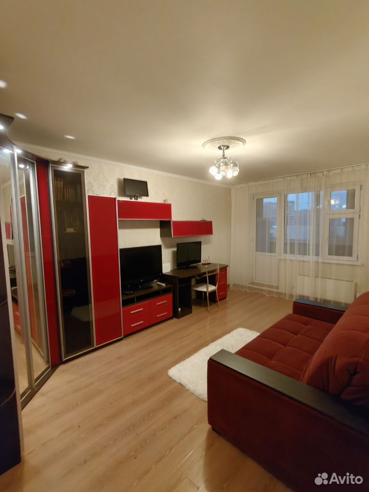 m. Krasnogorskaya: Apartment, 3-rooms
