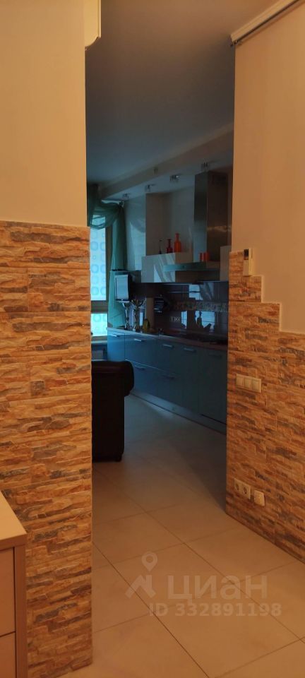 m. Narodnoe Opolchenie: Apartment, 2-rooms