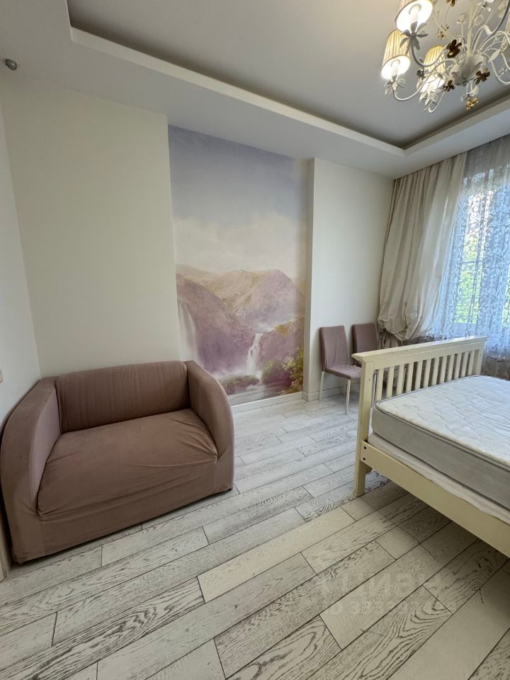 m. Opalikha: Apartment, 3-rooms