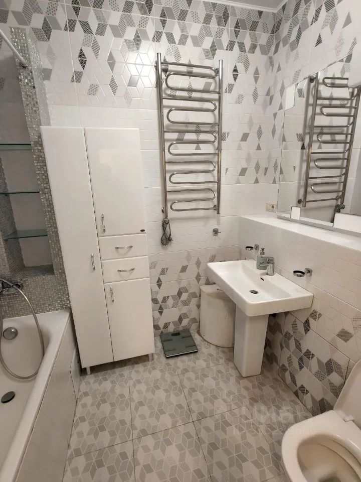 m. Oktyabrskaya: Apartment, 2-rooms