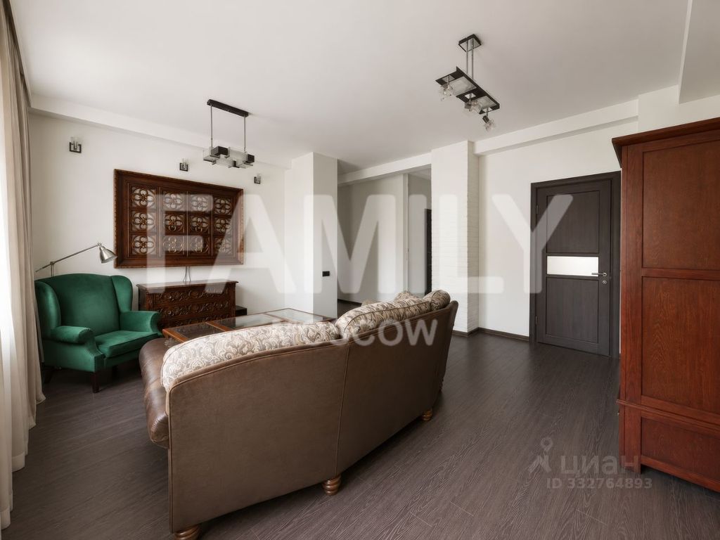 m. Mayakovskaya: Apartment, 2-rooms