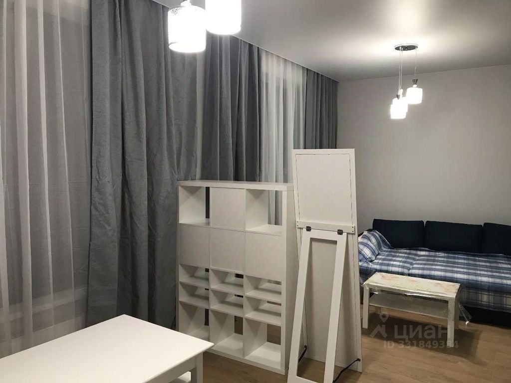 m. Verkhnie Kotly: Apartment, 2-rooms