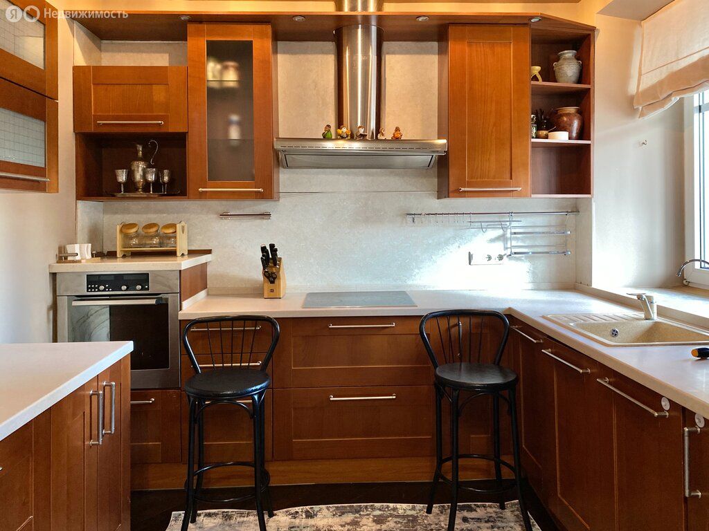 m. Krasnopresnenskaya: Apartment, 2-rooms