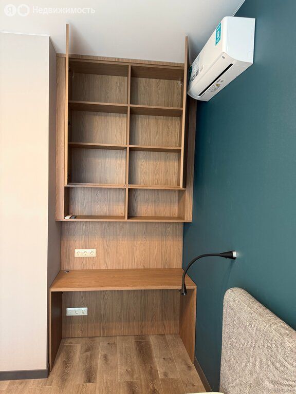 m. Serp i Molot: Apartment, 1-rooms