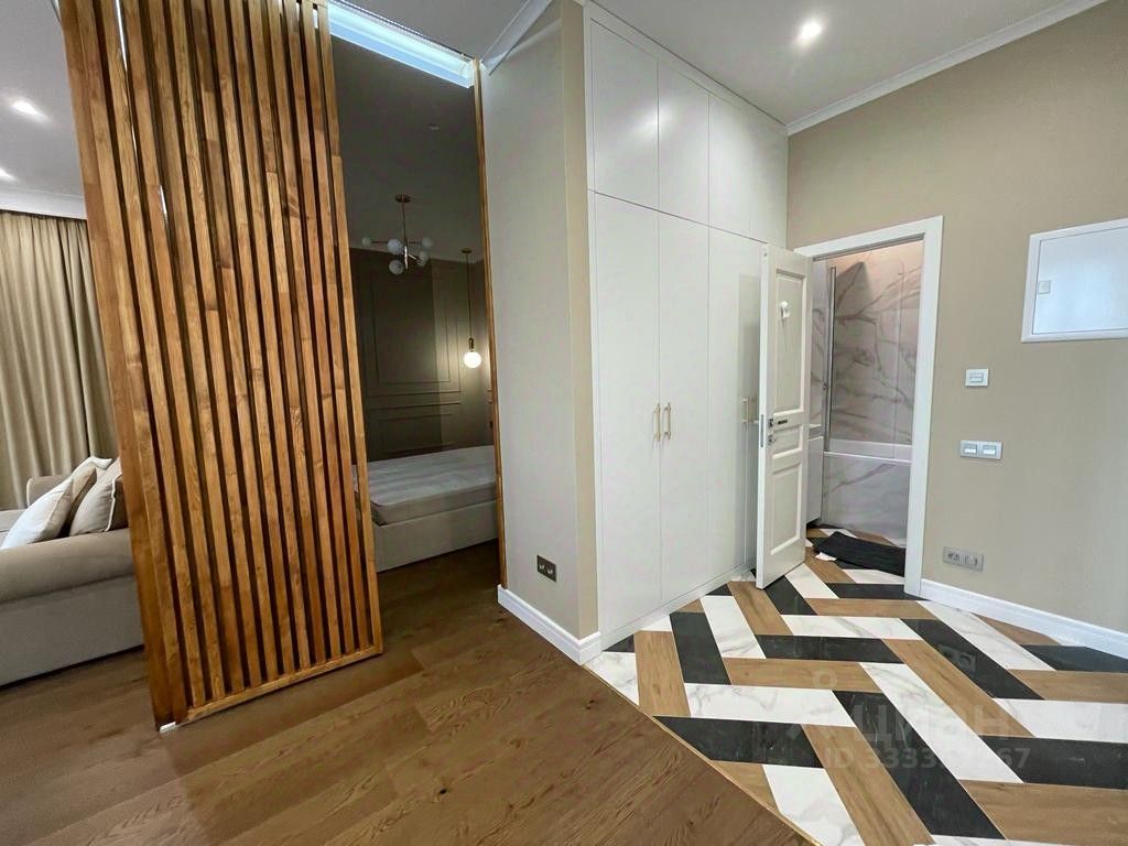 m. Ulitsa 1905 goda: Apartment, 2-rooms