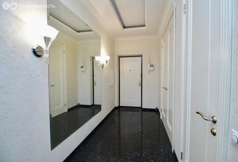 m. Frunzenskaya: Apartment, 3-rooms