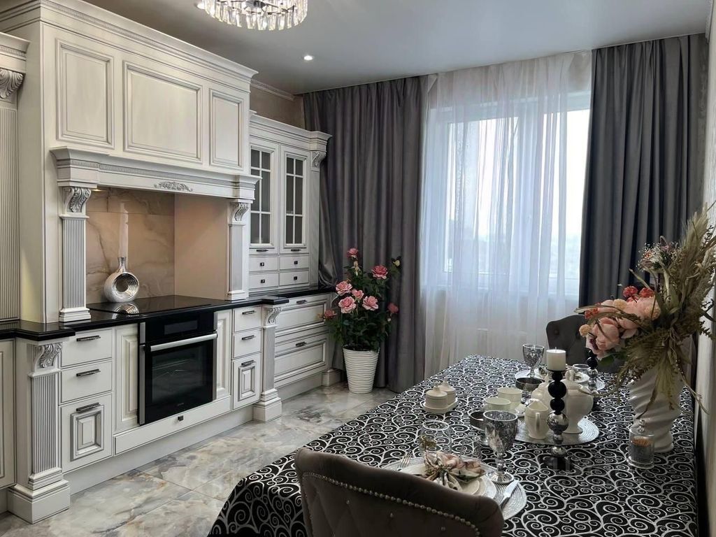 m. Strogino: Apartment, 3-rooms