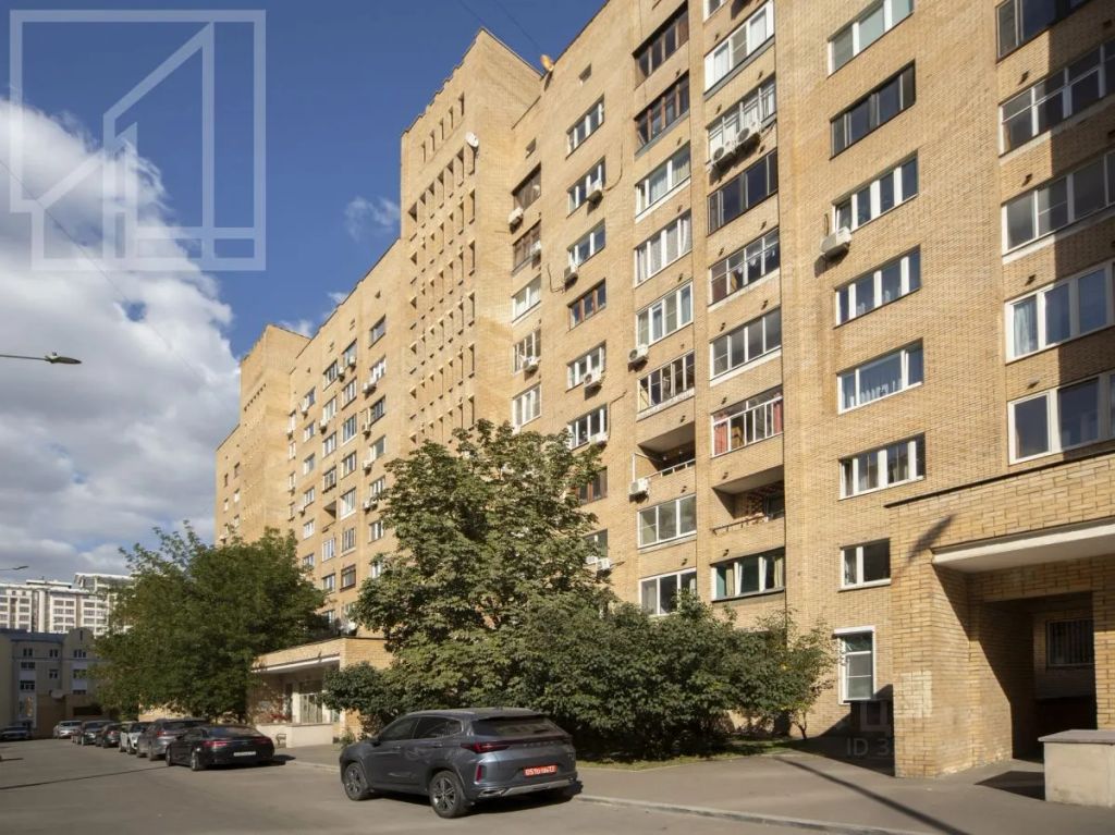 m. Smolenskaya: Apartment, 3-rooms