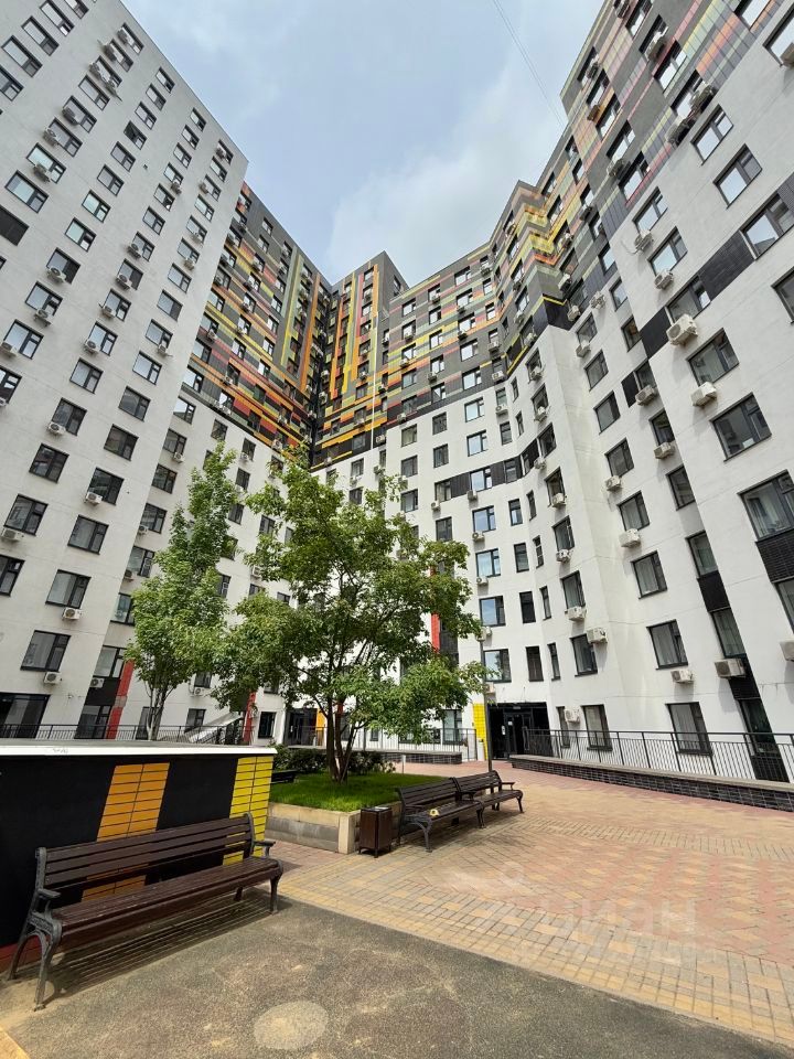 m. Narodnoe Opolchenie: Apartment, studio