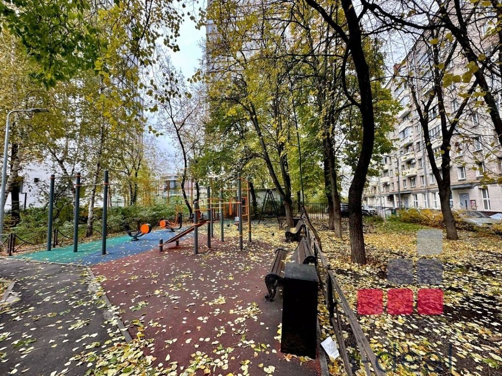 m. Ulitsa 1905 goda: Apartment, 2-rooms