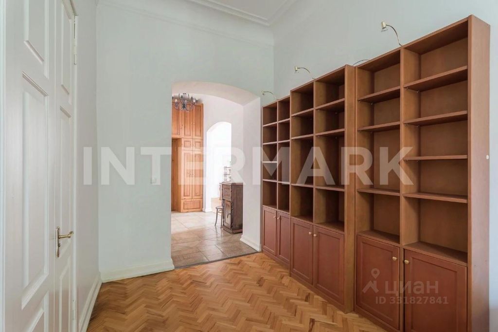 m. Kitay-gorod: Apartment, 4-rooms