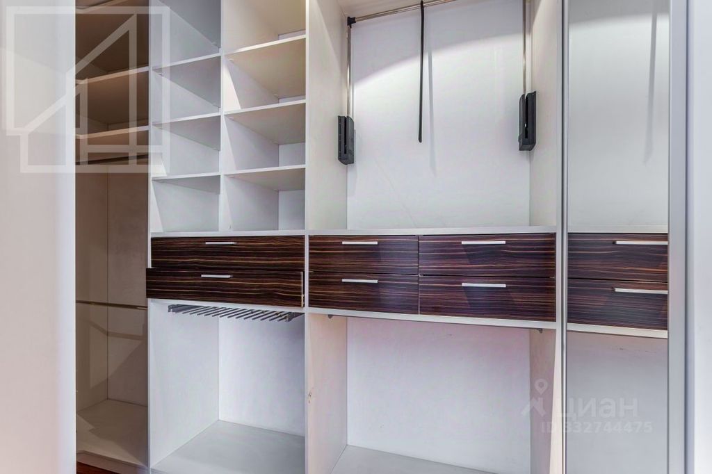 m. Smolenskaya: Apartment, 4-rooms