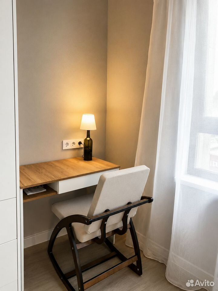 m. Maryina Roscha: Apartment, studio
