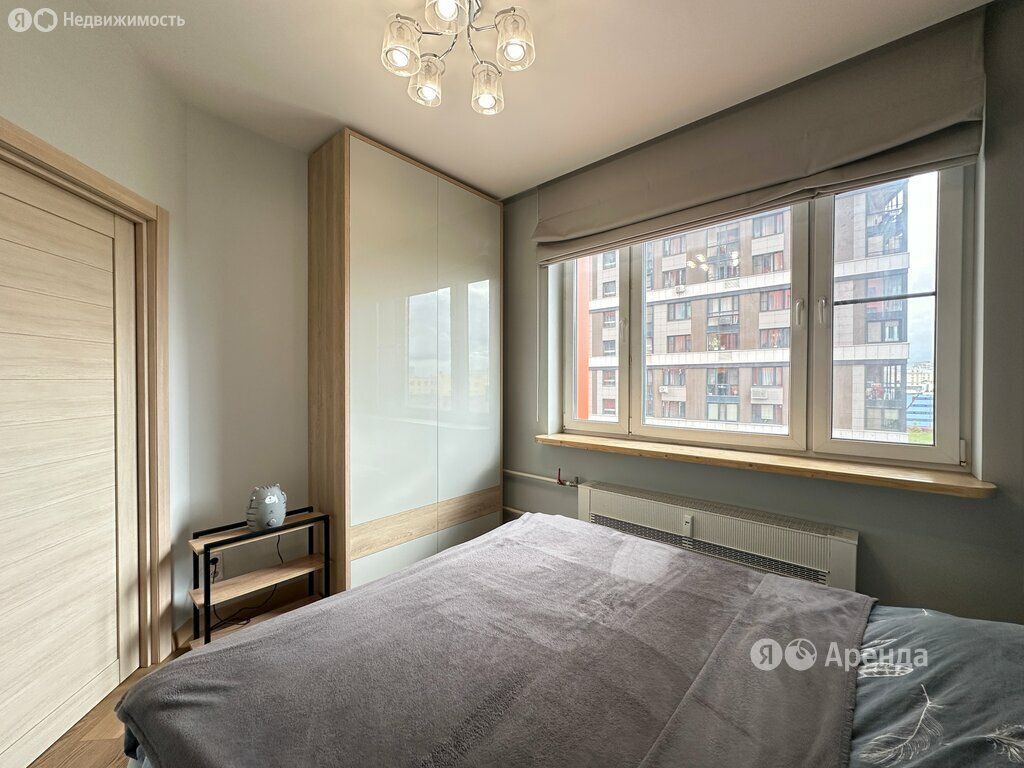 m. ZIL: Apartment, 1-rooms