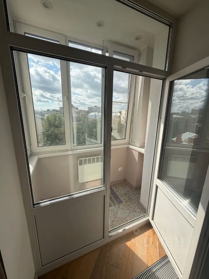 m. Krasnye vorota: Apartment, 2-rooms