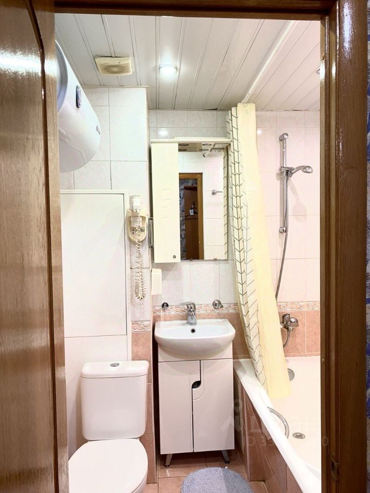 m. Ploschad trekh vokzalov: Apartment, 1-rooms