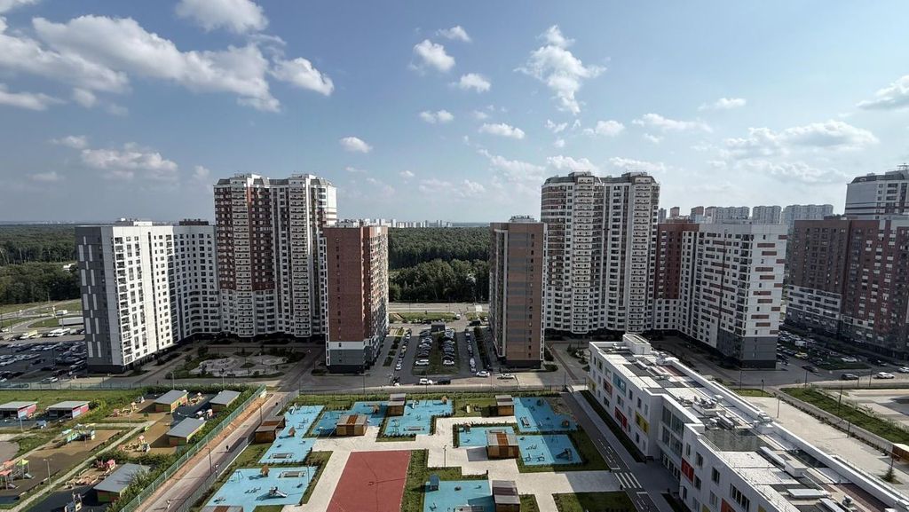 m. Bulvar Dmitriya Donskogo: Apartment, 2-rooms
