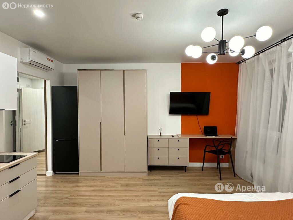 m. Aminyevskaya: Apartment, studio