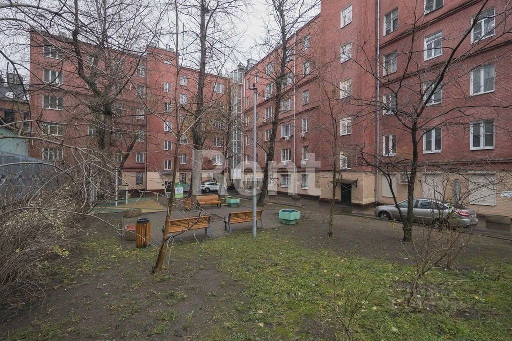 m. Sretensky bulvar: Apartment, 2-rooms