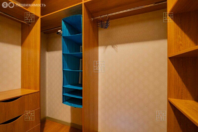 m. Frunzenskaya: Apartment, 4-rooms