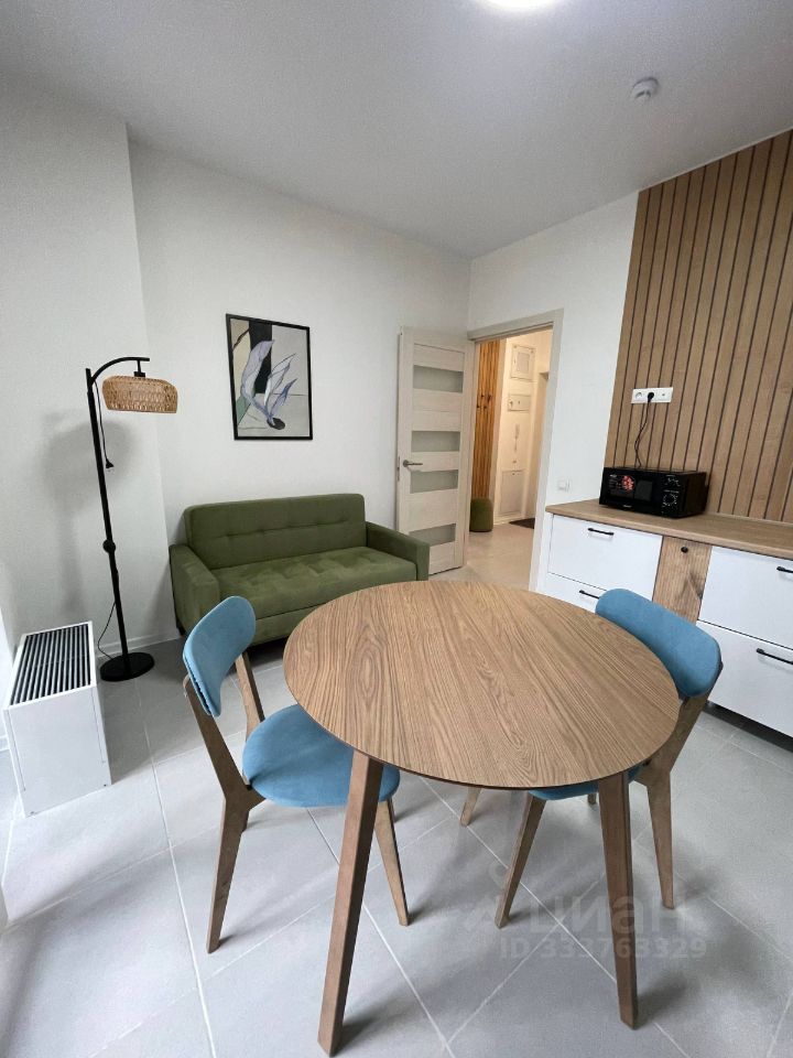 m. Narodnoe Opolchenie: Apartment, 1-rooms