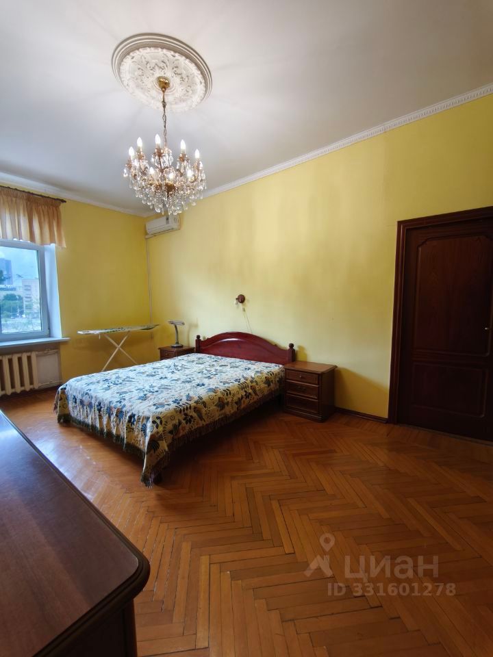m. Kievskaya: Apartment, 2-rooms