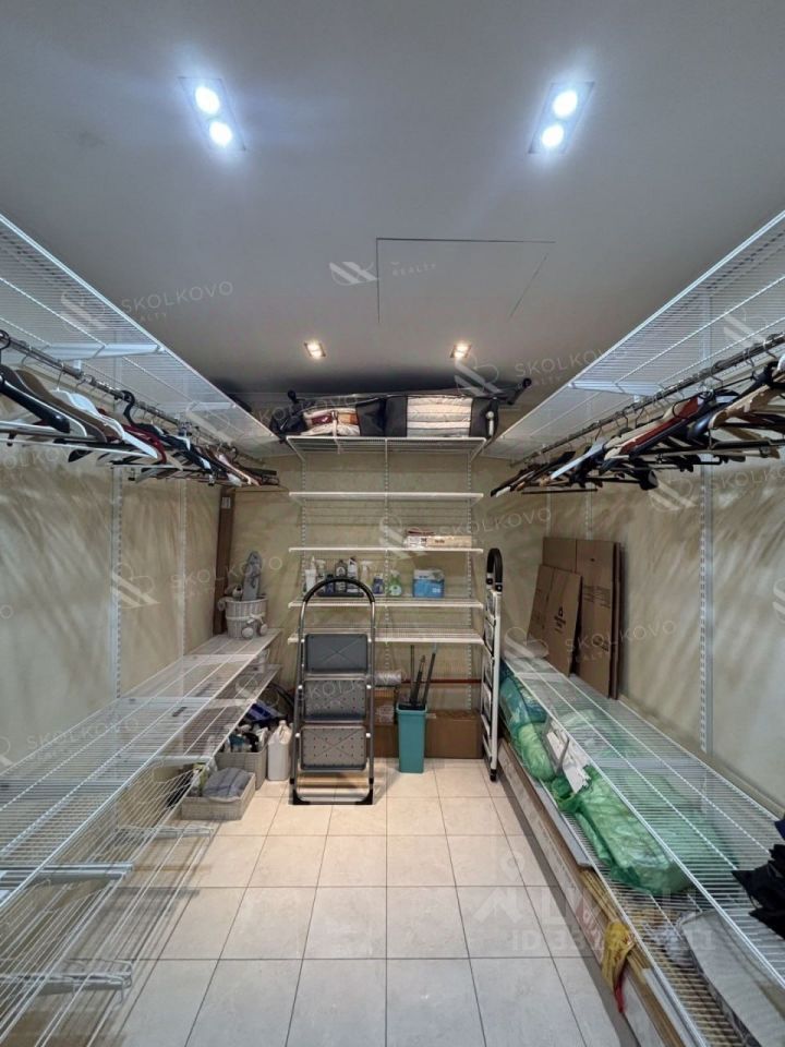 m. Sportivnaya: Apartment, 3-rooms