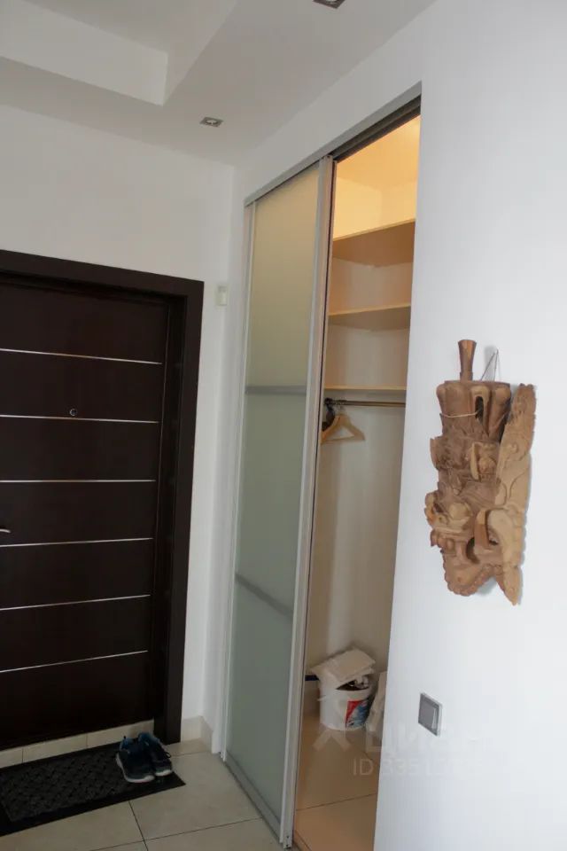m. Oktyabrskaya: Apartment, 3-rooms