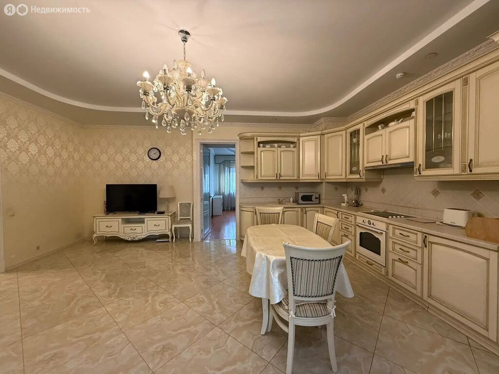 m. Novatorskaya: Apartment, 3-rooms