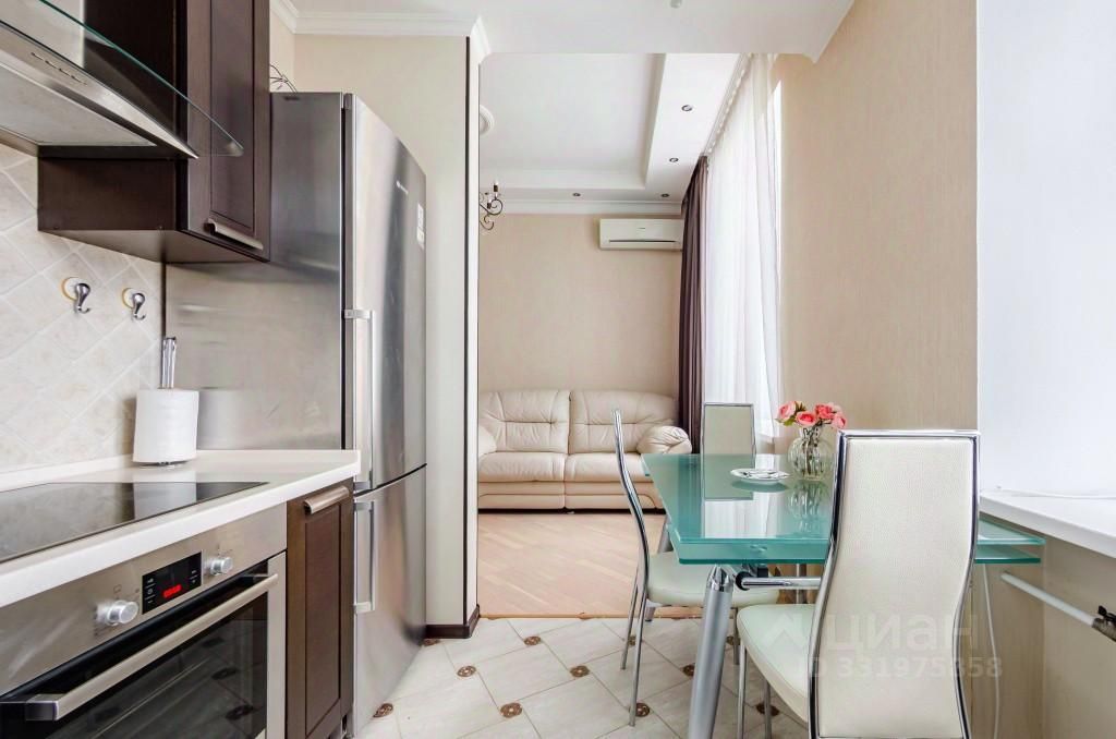 m. Barrikadnaya: Apartment, 2-rooms